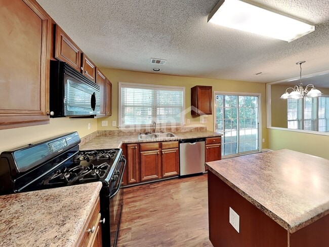 Photo - 3472 Chastain Glen Ln NE