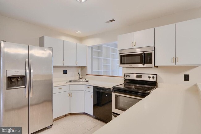 Photo - 733 Reedy Cir