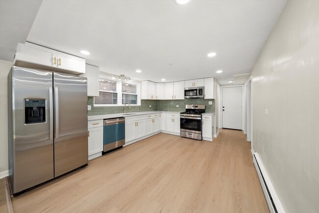 Photo - 7062 W Diversey Ave