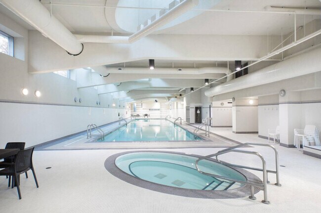 Photo - 188 Keefer Pl Unit ID1261994P