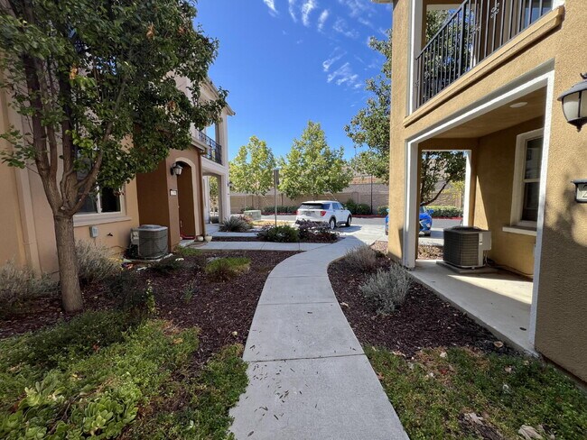 Photo - Spacious 2 Bedroom Townhome in San Jose