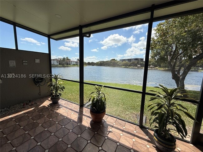 11228 NW 14th Ct