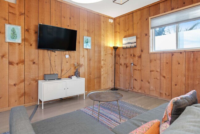 Photo - 4403 W Alpine St Unidad SI ID1324062P