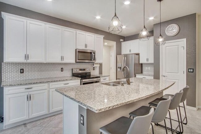 Photo - 2374 Post St