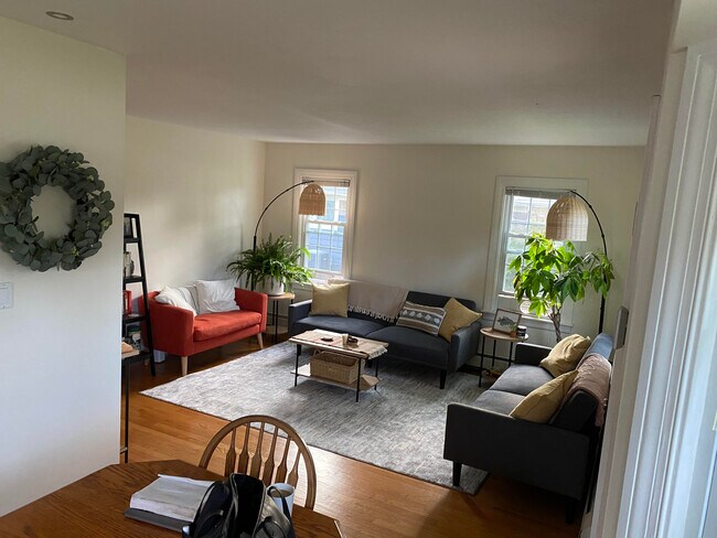 great room - 805 Pershing Ave Unidad West Room