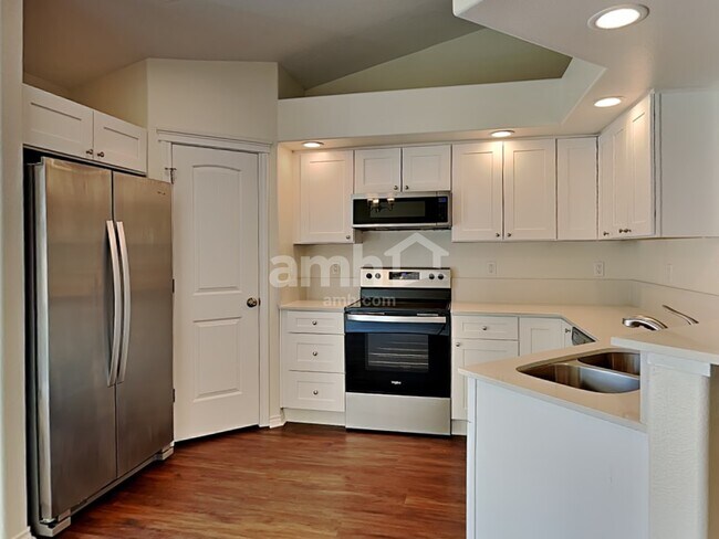 Photo - 5318 Worth Way