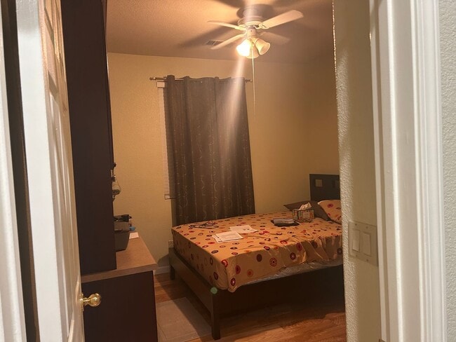 Photo - 3 Bed 2.5 Bath, Single Family Home In Plea...