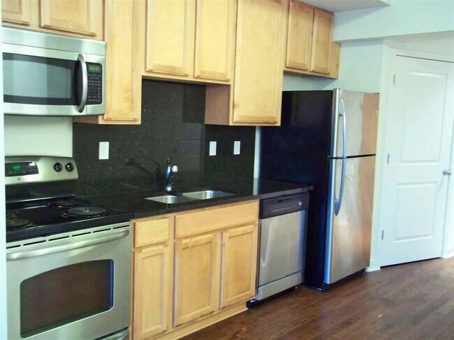 Photo - 111 N Ashley St Unit 613