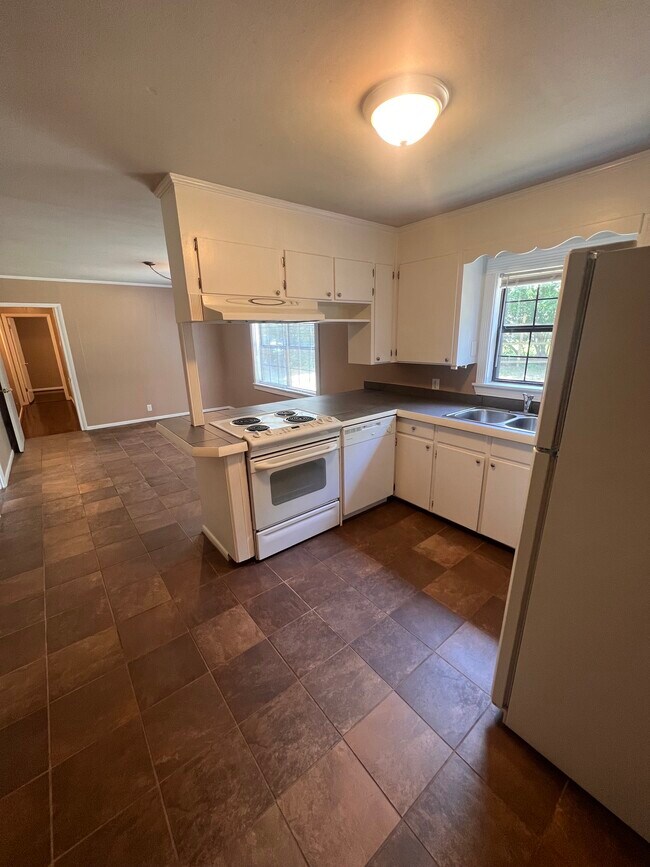 Photo - 2224 Redtop Ave