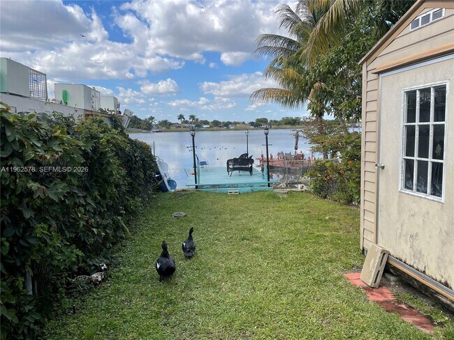 Photo - 4851 NW 192nd St Unidad 1