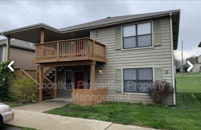 Building Photo - 950 Monterey Way Unit E1