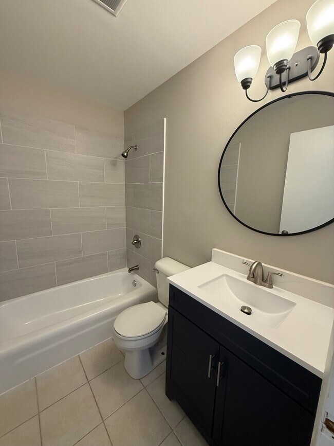 Photo - 10381 Dearlove Rd Unidad 2C