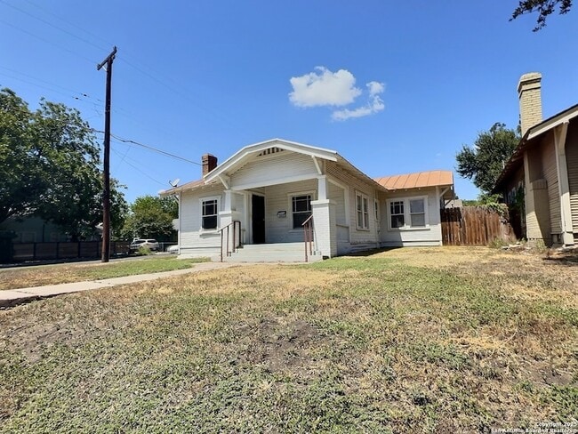 Building Photo - 1101 E Highland Blvd Rental