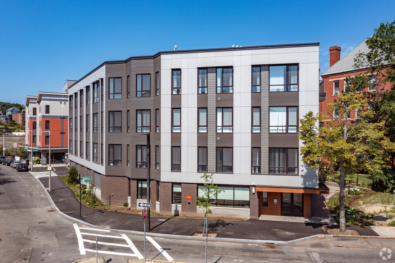 Photo - 2451 Washington St