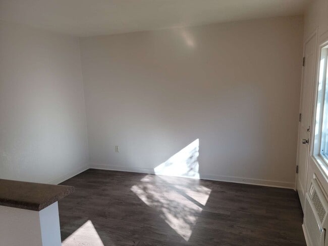 Photo - Nice 2 Bedroom Duplex!!!