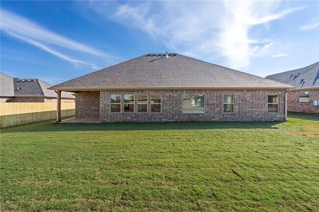 Photo - 87 N Banner Ave