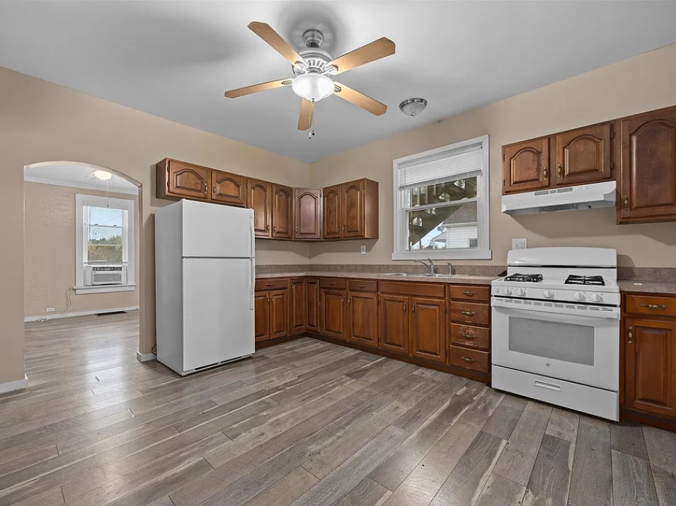 Photo - 1136 Unit 1136B