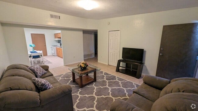 Building Photo - 1330 E 10th St Rental