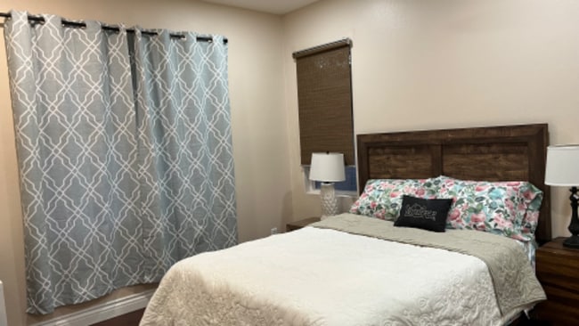 13885 Camp Rock St