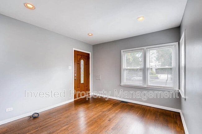 Photo - 1925 S Franklin St