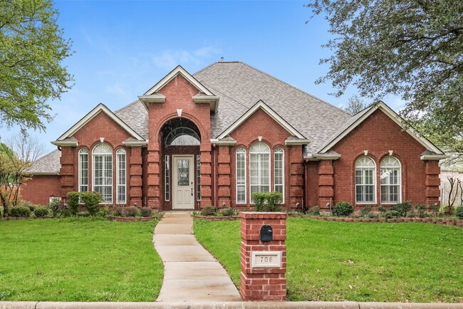 Building Photo - 708 St Johns Dr