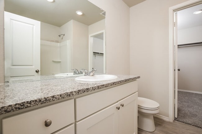 Photo - 5734 Leon Pl