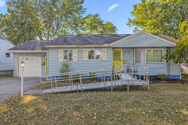 Photo - 110 Rosemont Dr