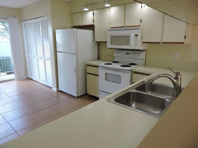 Photo - 6239 Riverwalk Ln