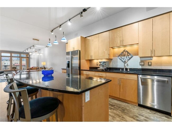 Photo - 111 N 4th Ave Apartment Unit 404