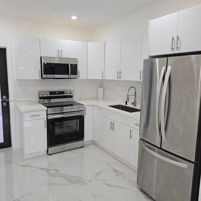 Photo - 3652 NW 5th St