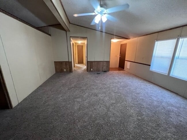 Photo - 3 Bedrooms, Includes Fenced Yard New carpe...