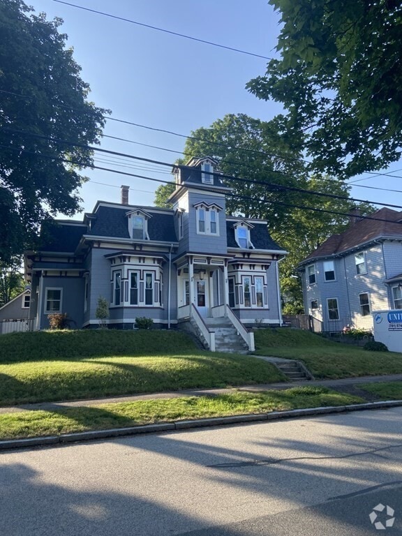 Building Photo - 77 A S Central Ave Unit 1 Rental