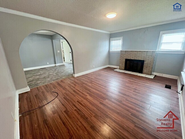 Photo - 2018 Walker Ave