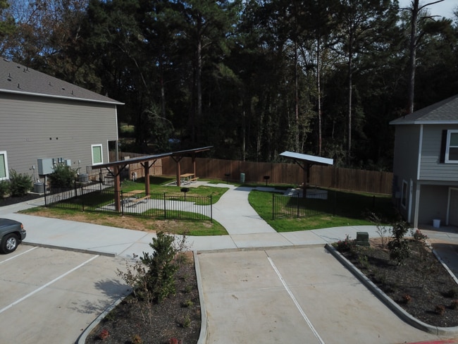 Photo - 615 Hayman St Unit 2-Story s without Yards