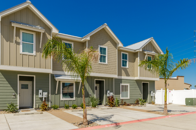 Photo - 14308 Kemps Way Townhome