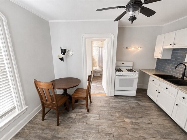 Photo - 50 Dartmouth St Unit 2
