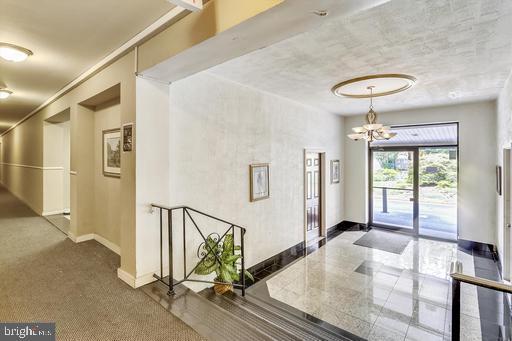 Building Photo - 116 Lee Ave Unit 110