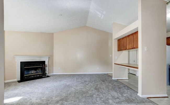 Photo - 2106 Whitehall Rd Unit 2D