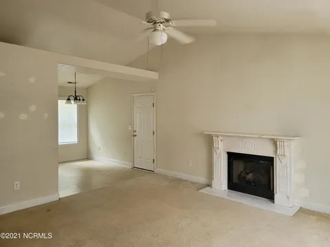 Photo - 143 Corinth Dr