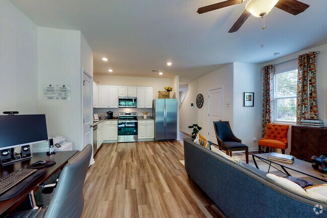 2BR, 2BA - 1,410