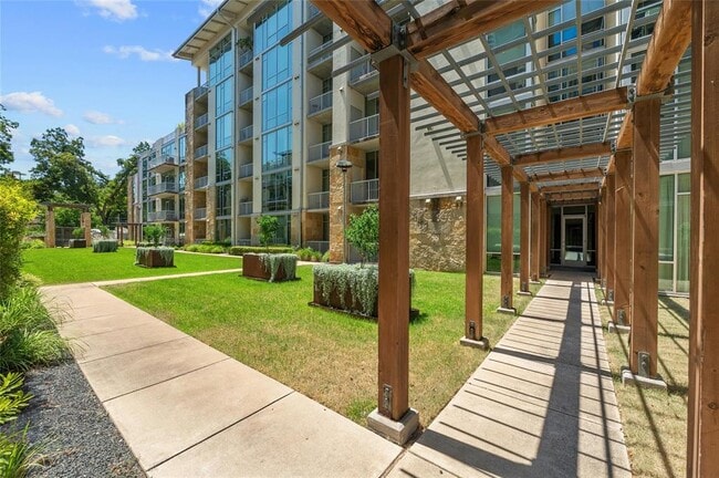 Building Photo - 1600 Barton Springs Rd Unit 6404 Rental