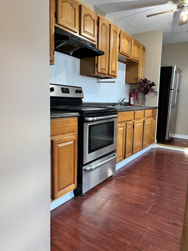 Photo - 1624 Fairview St