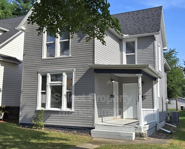 Building Photo - 1012 1/2 Huffman Street Rental