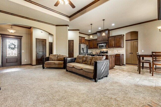 Photo - 542 W Chickasaw Ct Way