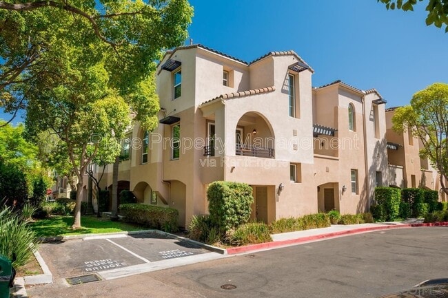 Photo - 2980 Escala Cir