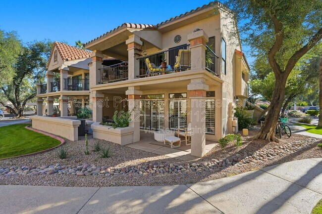 Photo - 9707 E Mountain View Rd Unidad 1446