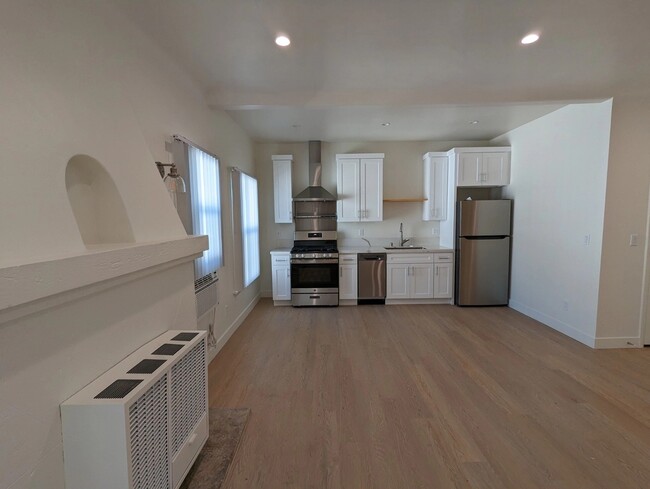 Photo - 559 Normandie Ave Unit 203