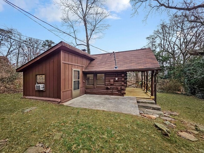 Photo - Hidden Gem: Adorable 1BR Cabin in Druid Hills