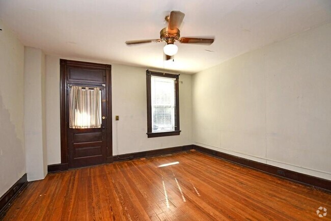 Building Photo - 506 Tafel St Rental