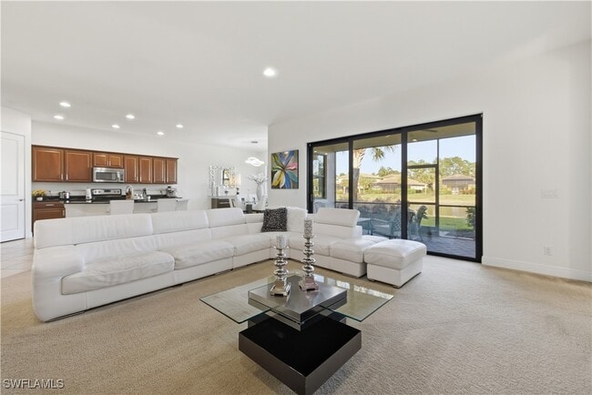 Photo - 4573 Tamarind Way